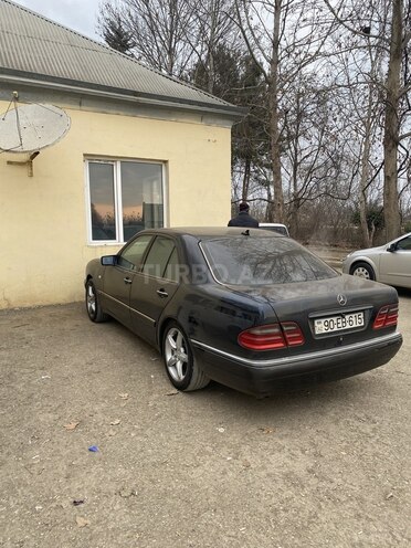 Mercedes E 240 1997, 400,000 km - 2.4 l - Bakı