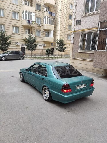 Mercedes C 240 1998, 280,000 km - 2.6 l - Bakı