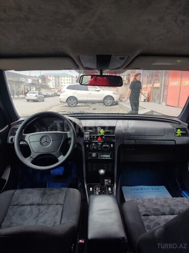 Mercedes C 240 1998, 280,000 km - 2.6 l - Bakı