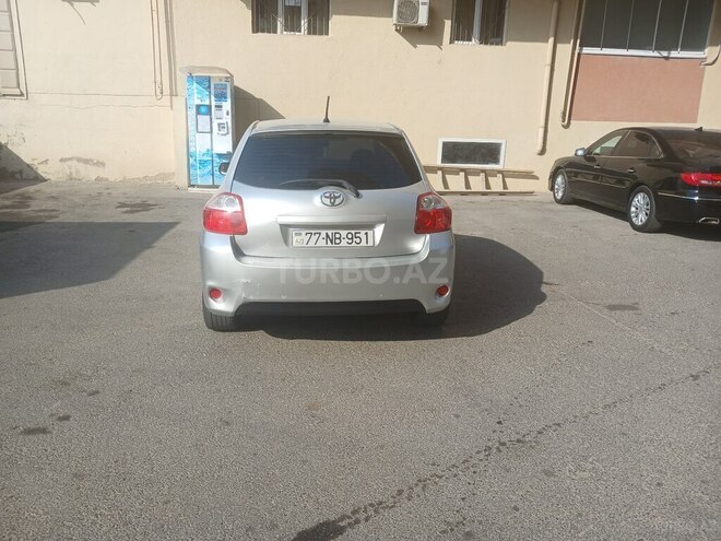 Toyota Auris 2011, 340,000 km - 1.4 л - Bakı