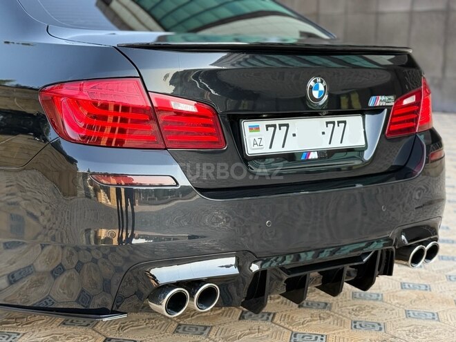 BMW 520 2015, 179,000 km - 2.0 l - Gəncə