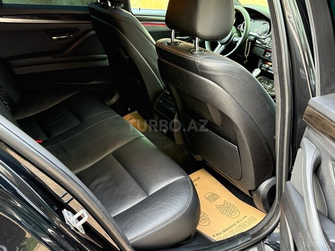 BMW 520 2015, 179,000 km - 2.0 l - Gəncə