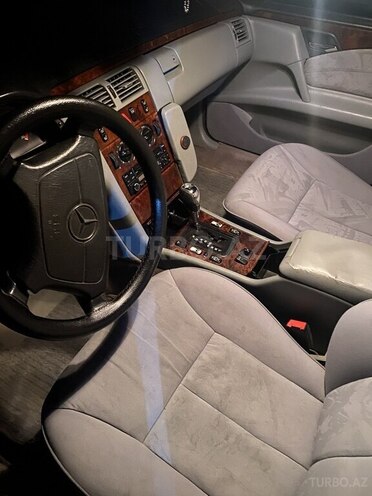 Mercedes E 240 1997, 400,000 km - 2.4 l - Bakı