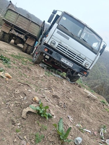 KamAz 55111 1985, 585,550 km - 11.0 l - Gəncə