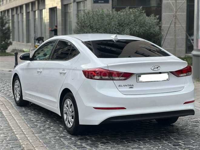 Hyundai Elantra 2017, 188,842 km - 2.0 l - Bakı