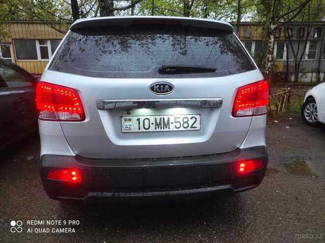 Kia Sorento 2010, 230,000 km - 2.0 l - Lənkəran