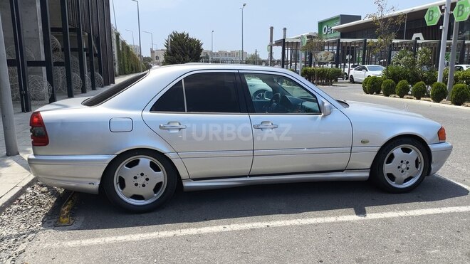 Mercedes C 220 1995, 410,000 km - 2.2 l - Bakı