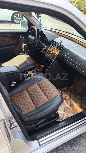 Mercedes C 220 1995, 410,000 km - 2.2 l - Bakı