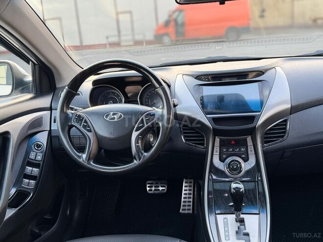 Hyundai Elantra 2013, 178,623 km - 1.6 л - Gəncə