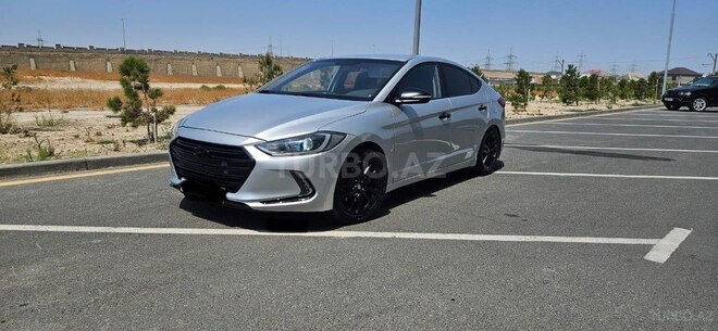 Hyundai Elantra 2016, 220,000 km - 1.6 l - Bakı