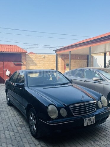 Mercedes E 320 2002, 399,000 km - 3.2 l - Bakı