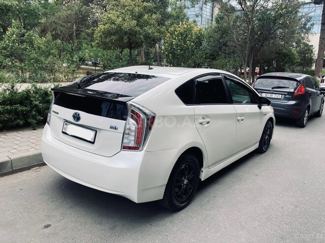 Toyota Prius 2014, 209,215 km - 1.8 л - Bakı