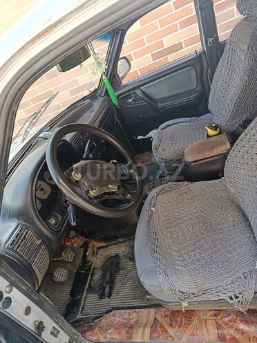 GAZ 31105 2004, 280,000 km - 2.3 л - Masallı