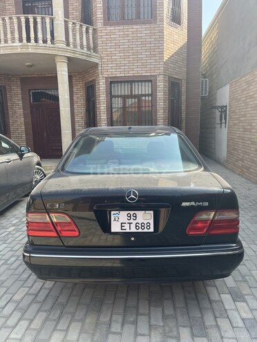 Mercedes E 320 2002, 399,000 km - 3.2 l - Bakı