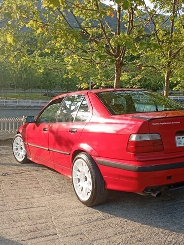 BMW 318 1993, 340,000 km - 1.8 l - İsmayıllı