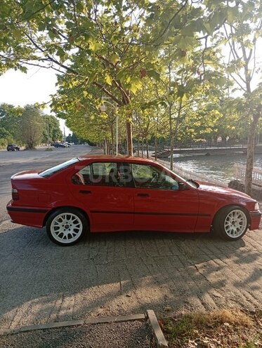 BMW 318 1993, 340,000 km - 1.8 l - İsmayıllı