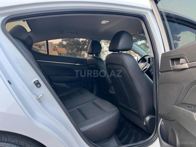 Hyundai Avante 2016, 186,104 km - 1.6 l - Bakı