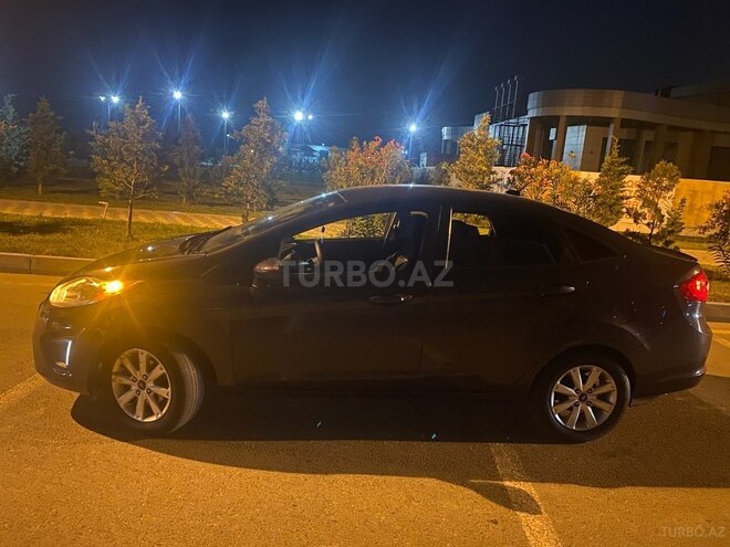 Ford Fiesta 2012, 254,276 km - 1.6 l - Sumqayıt