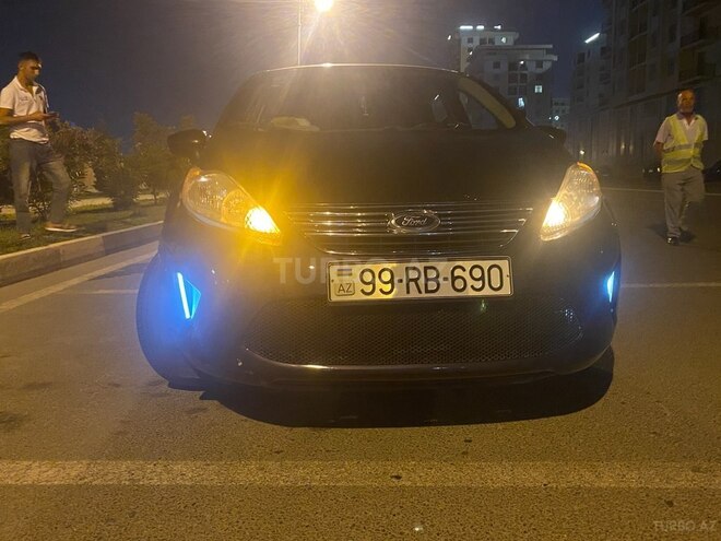 Ford Fiesta 2012, 254,276 km - 1.6 l - Sumqayıt