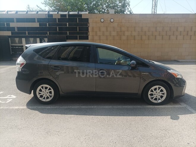 Toyota Prius V 2012, 177,000 km - 1.8 л - Bakı