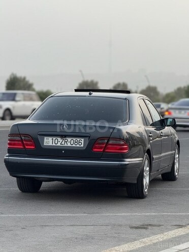 Mercedes E 280 2000, 275,276 km - 2.8 l - Bakı