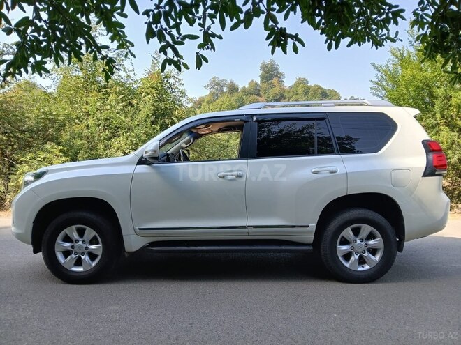 Toyota Land Cruiser Prado 2010, 304,000 km - 2.7 l - Astara