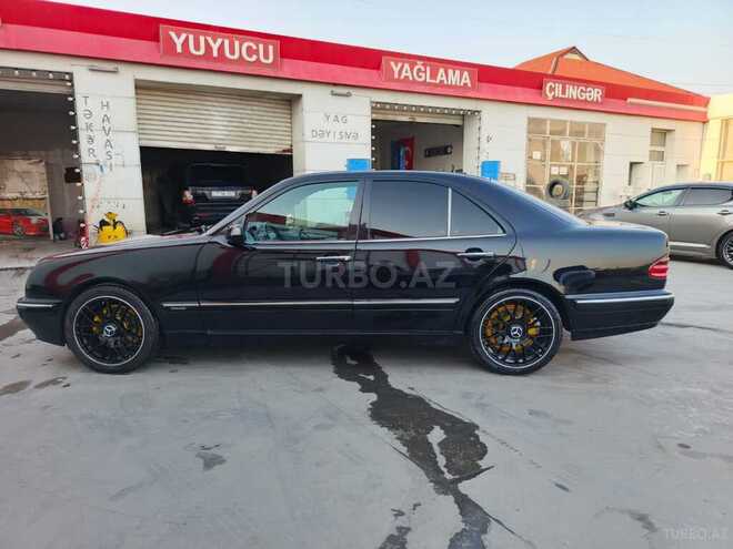 Mercedes E 240 2000, 379,000 km - 2.6 l - Bakı
