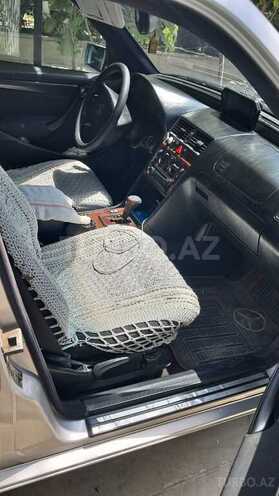Mercedes C 220 2000, 700,000 km - 2.1 l - Bakı