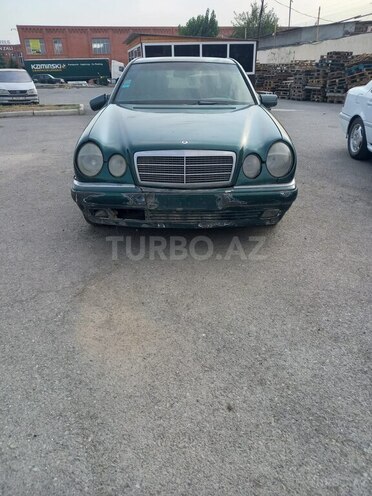Mercedes C 280 1996, 256,535 km - 2.8 l - Gəncə
