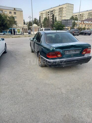 Mercedes C 280 1996, 256,535 km - 2.8 l - Gəncə