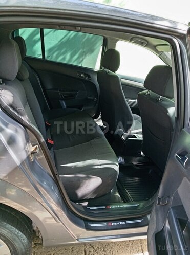 Opel Astra 2007, 300,000 km - 1.3 l - Cəlilabad