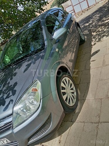 Opel Astra 2007, 300,000 km - 1.3 l - Cəlilabad