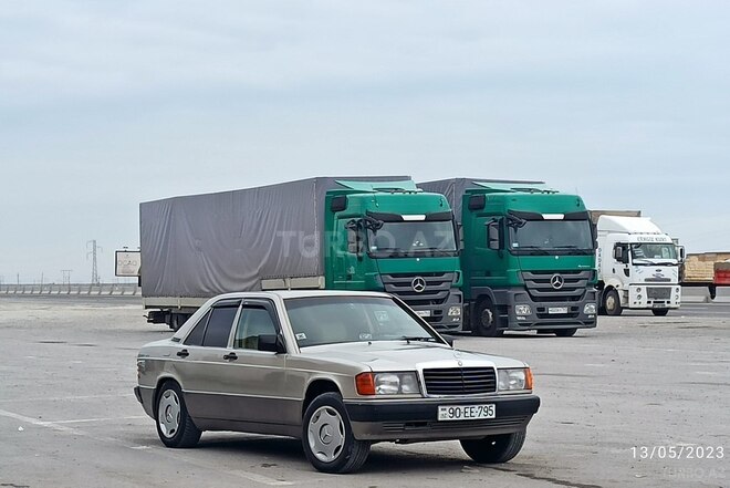 Mercedes 190 1992, 299,547 km - 2.0 l - Xaçmaz