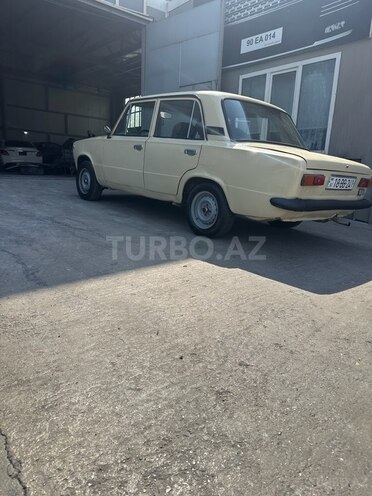 LADA (VAZ) 21011 1978, 400,000 km - 1.3 л - Bakı