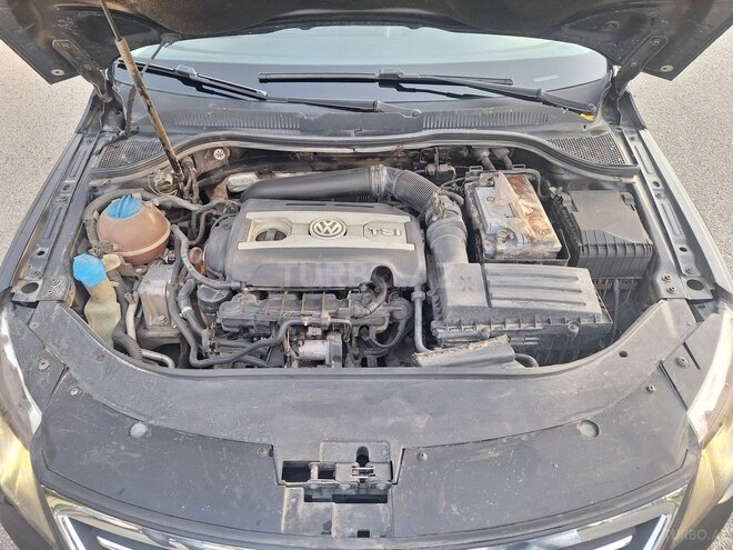 Volkswagen Passat CC 2010, 300,000 km - 2.0 л - Gəncə