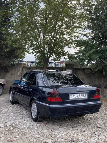 Mercedes C 180 1997, 268,000 km - 1.8 l - Cəlilabad