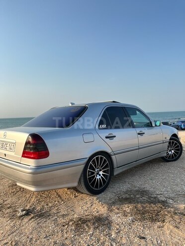 Mercedes C 240 1998, 260,000 km - 2.4 л - Sumqayıt