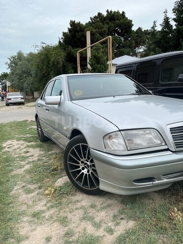 Mercedes C 240 1998, 260,000 km - 2.4 л - Sumqayıt