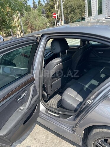 BMW 528 2014, 281,500 km - 2.0 l - Bakı
