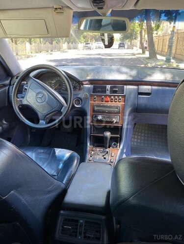 Mercedes E 230 1997, 397,356 km - 2.3 l - Ağstafa