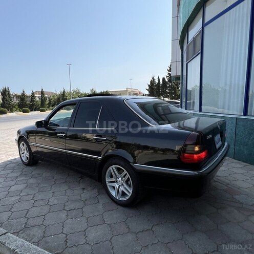 Mercedes C 230 1997, 258,147 km - 2.3 l - Sumqayıt