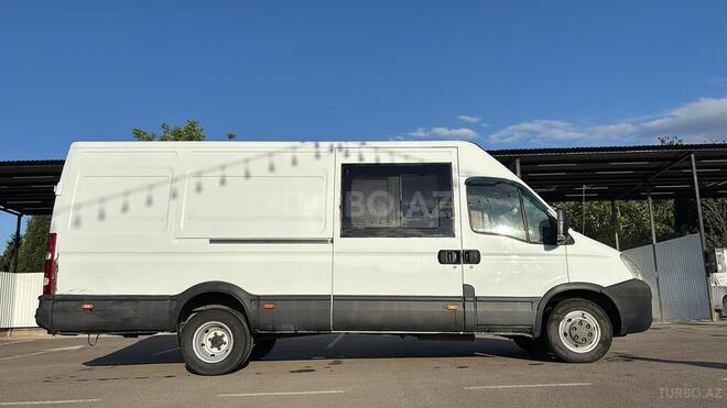 Iveco  2011, 650,000 km - 3.0 l - Bakı