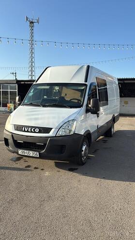 Iveco  2011, 650,000 km - 3.0 l - Bakı