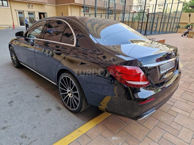 Mercedes E 250 2019, 220,000 km - 2.2 l - Bakı