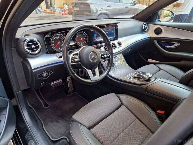 Mercedes E 250 2019, 220,000 km - 2.2 l - Bakı