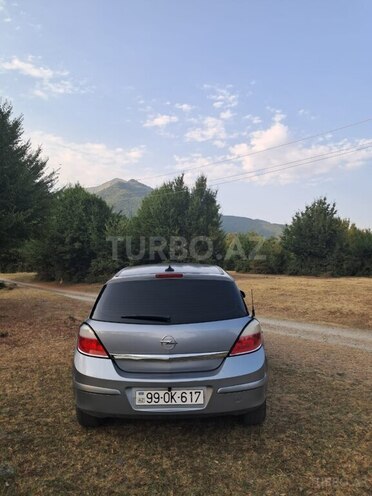 Opel Astra 2005, 270,000 km - 1.4 л - Şəki