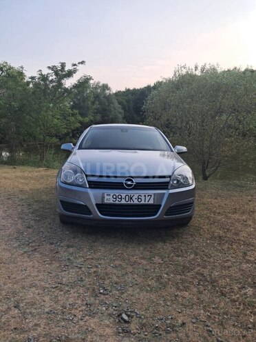 Opel Astra 2005, 270,000 km - 1.4 л - Şəki