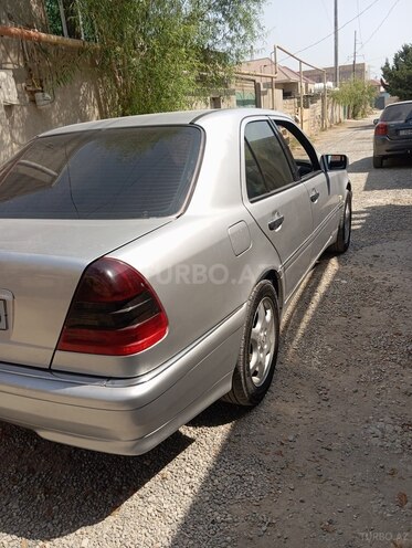Mercedes C 220 d 1999, 517,800 km - 2.2 l - Bakı