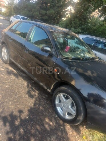Audi A3 2000, 312,621 km - 1.8 l - Bakı