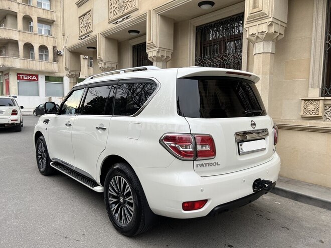 Nissan Patrol 2017, 91,500 km - 5.6 л - Bakı
